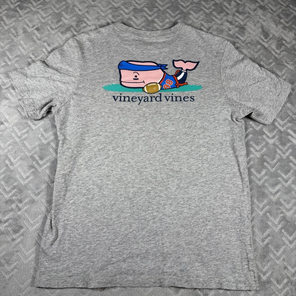 Vineyard‎ Vines NFL Football T-shirt Boys Size Large (16) Tee Whale Logo